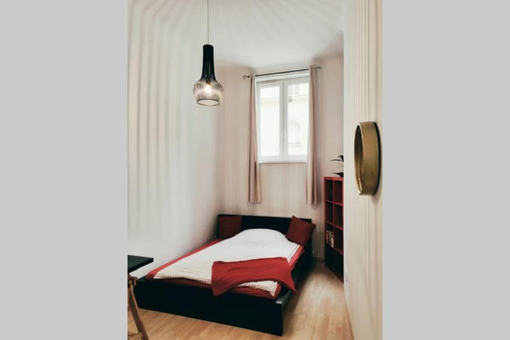 Apartamento Amadeus - Tram Station To The Opera 2 Mins Away Viena Exterior foto
